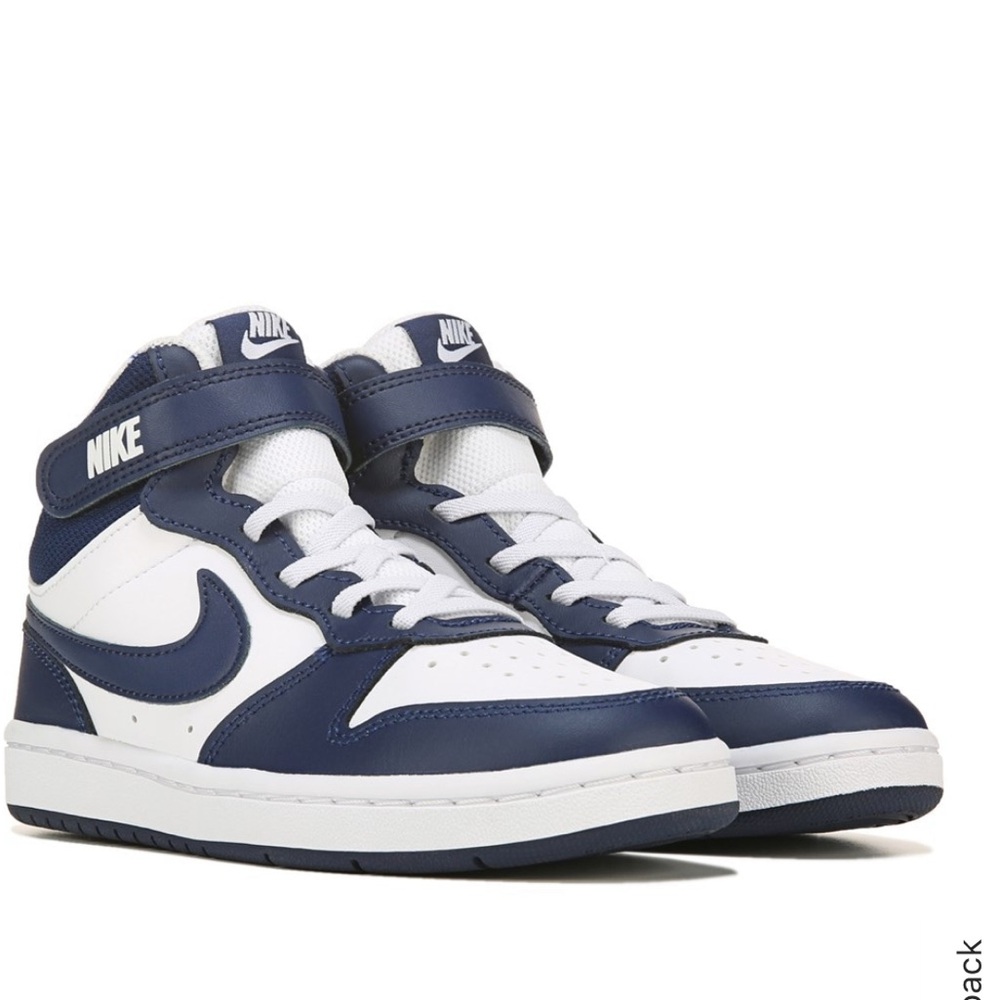 Nike Kids’ Court Borough 2